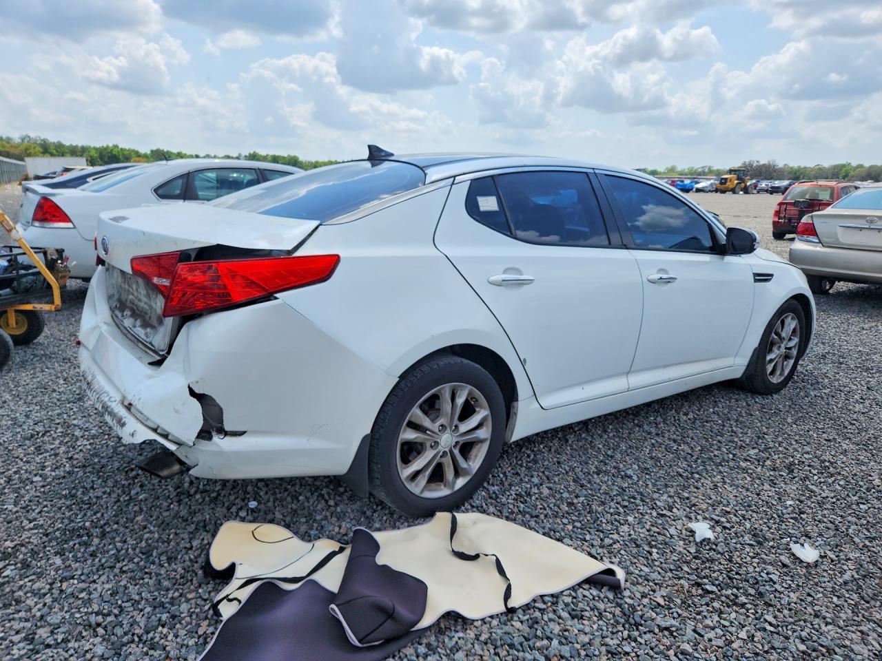 2012 KIA OPTIMA photo 3