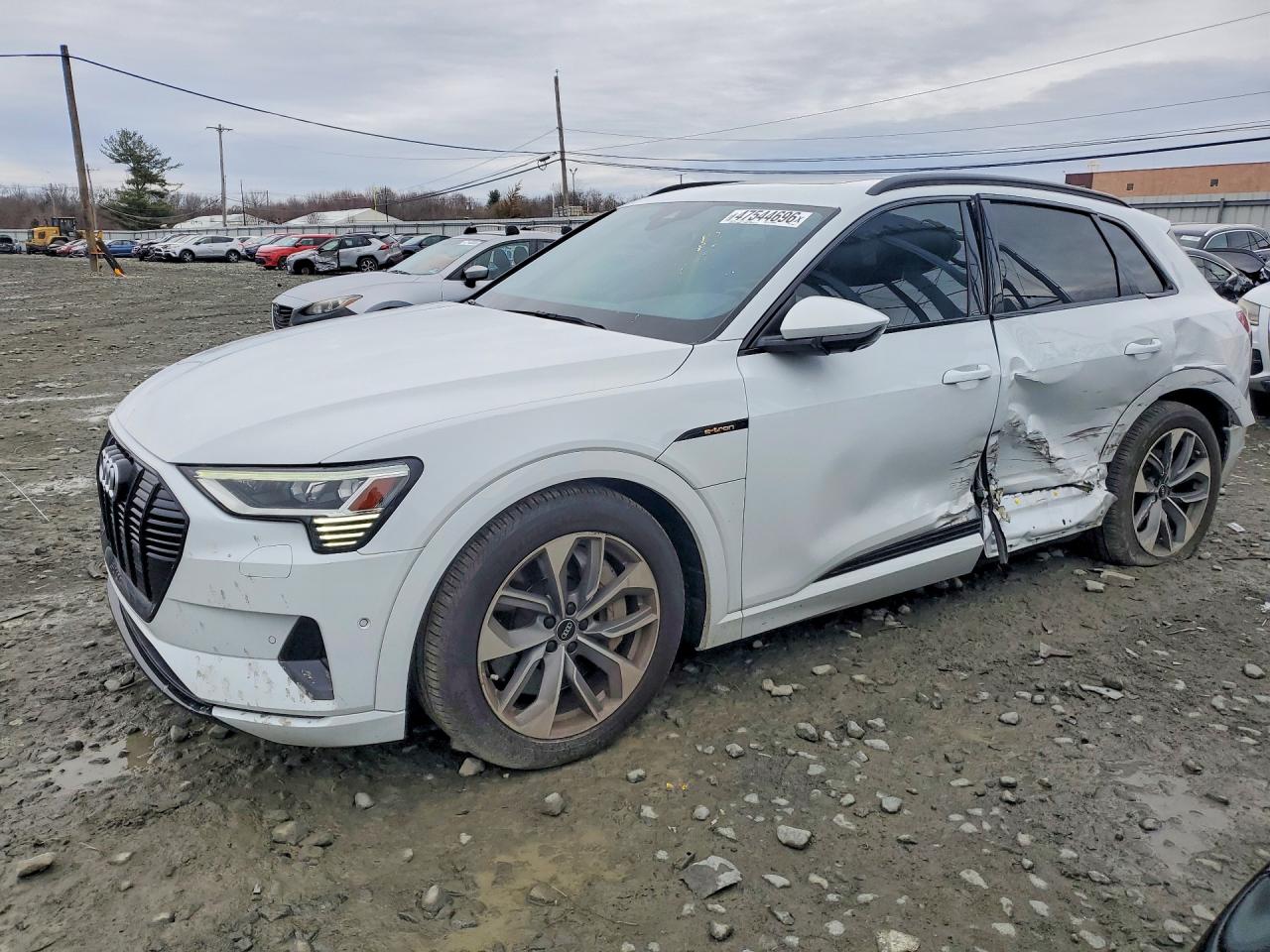 2021 AUDI E-TRON