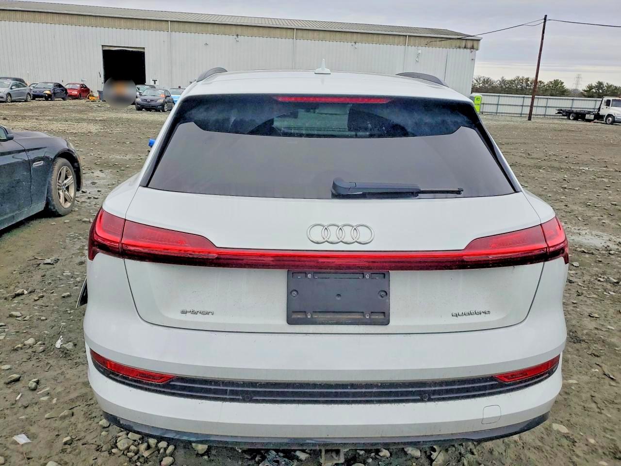 2021 AUDI E-TRON PREMIUM PLUS photo 16