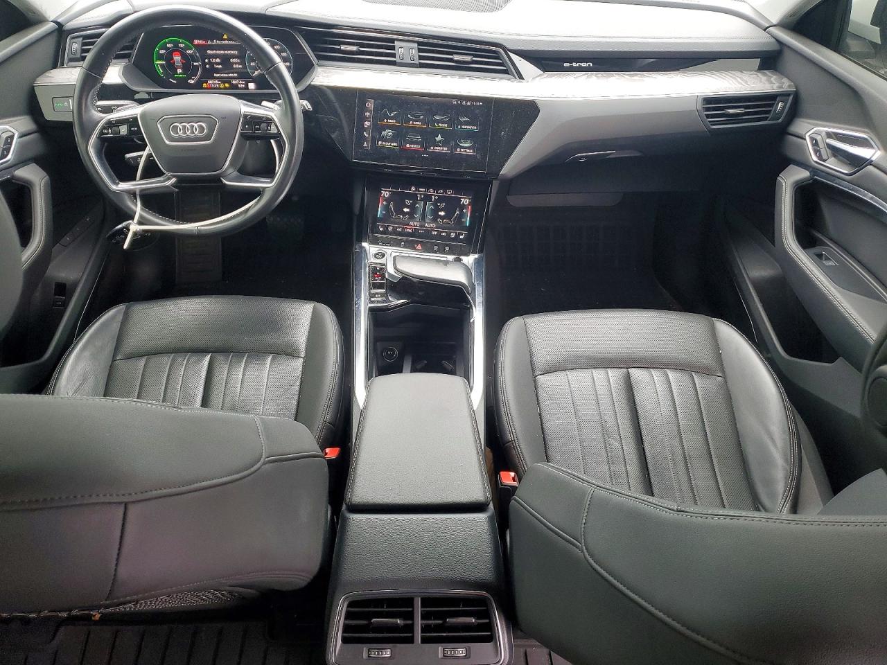 2021 AUDI E-TRON PREMIUM PLUS photo 22