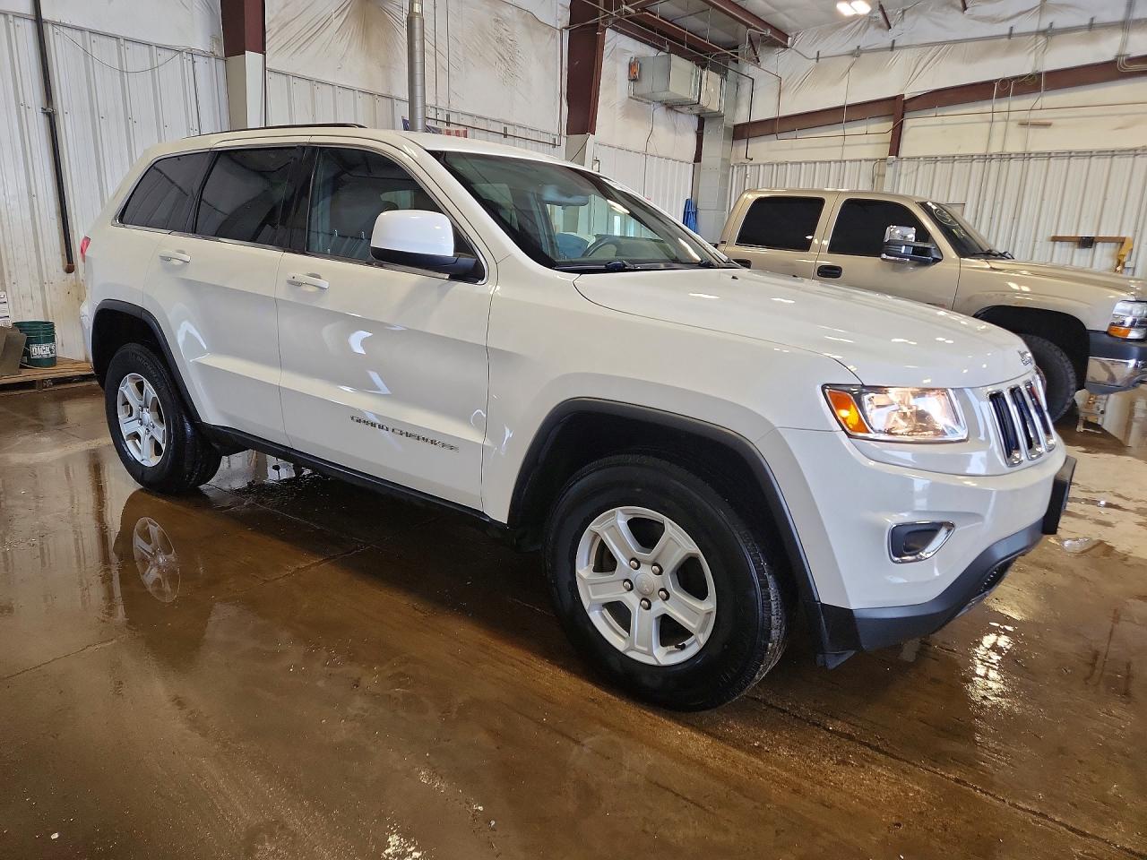 2014 JEEP GRAND CHEROKEE LAREDO photo 10