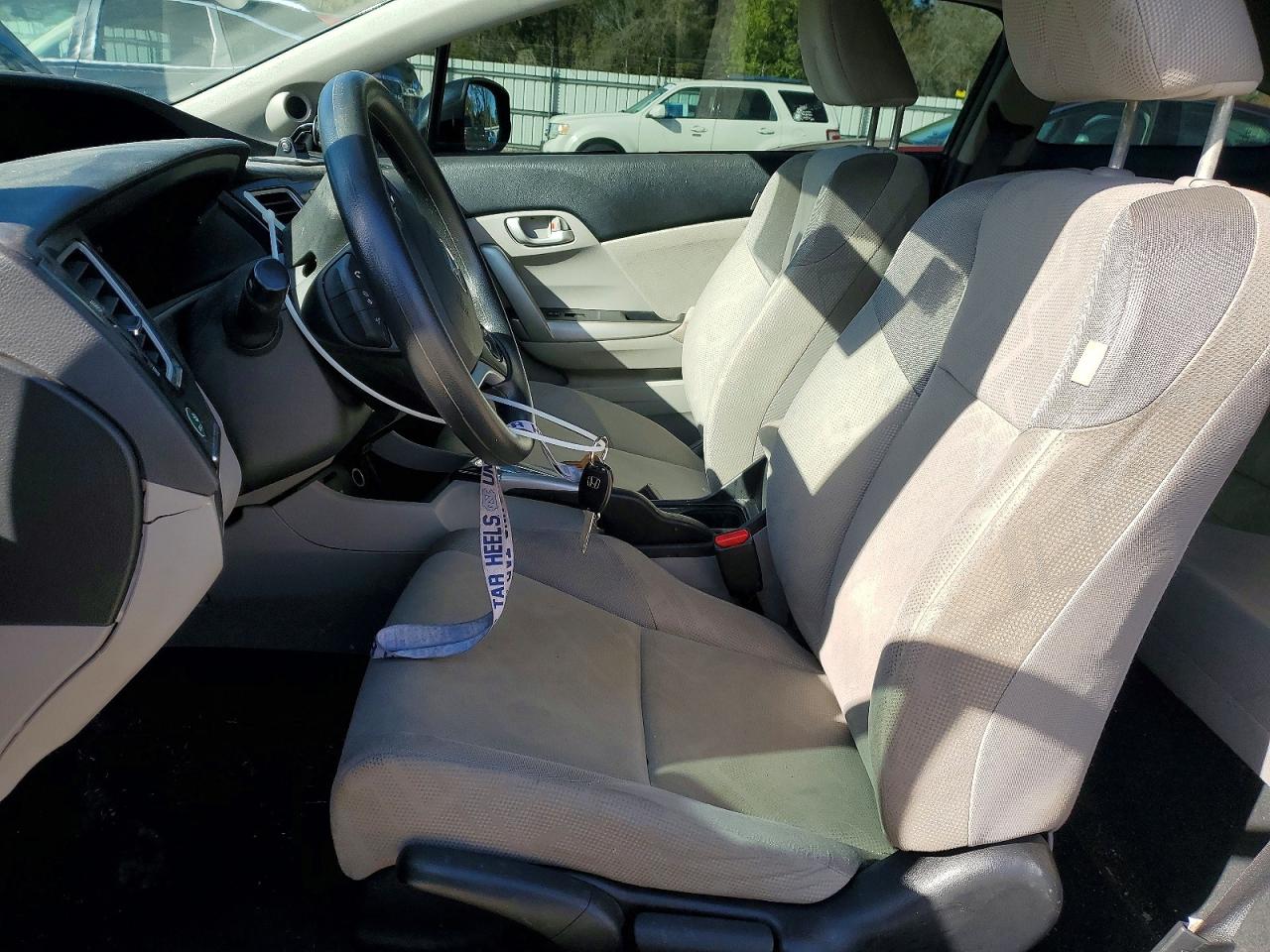 2013 HONDA CIVIC LX photo 7