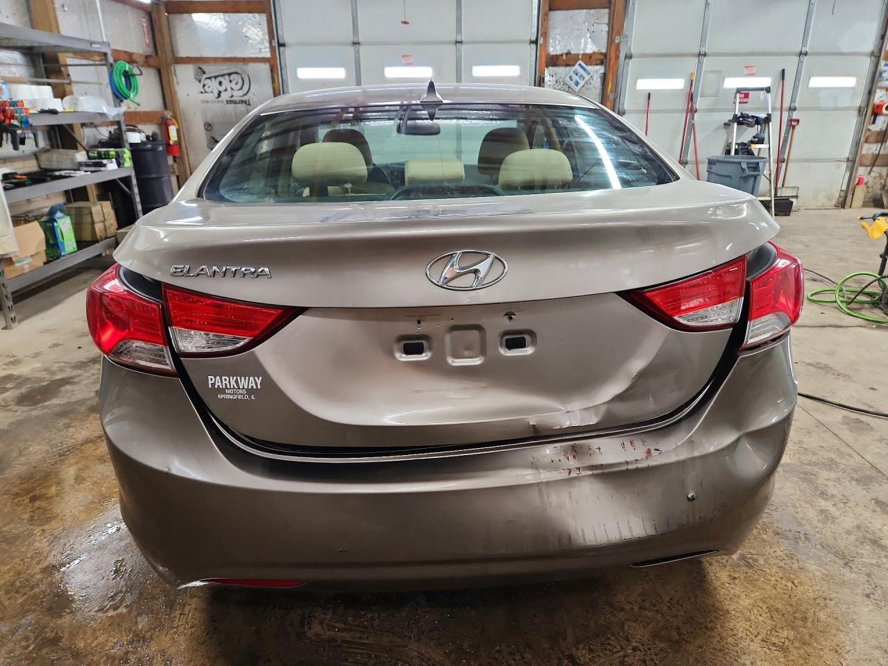 2013 HYUNDAI ELANTRA GLS photo 11