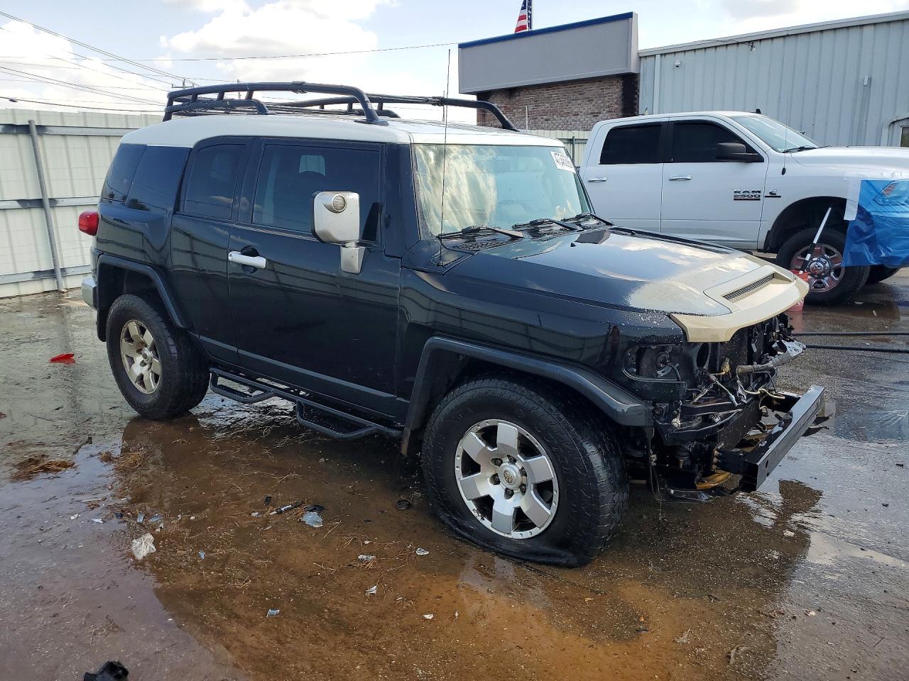 2007 TOYOTA FJ CRUISER BASE photo 7