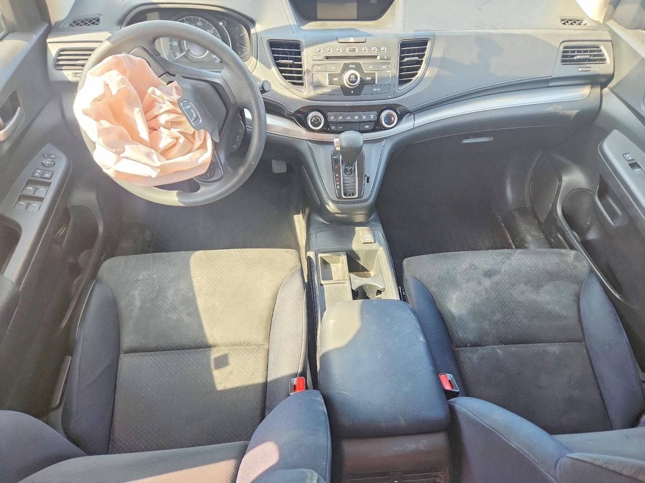 2015 HONDA CR-V LX photo 8