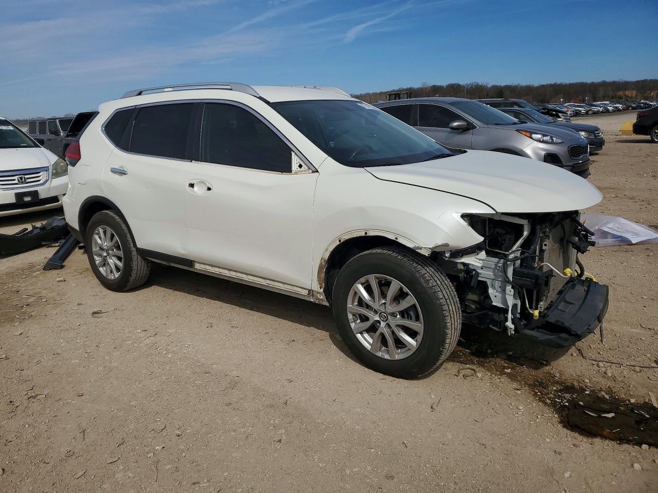 2017 NISSAN ROGUE SV photo 7