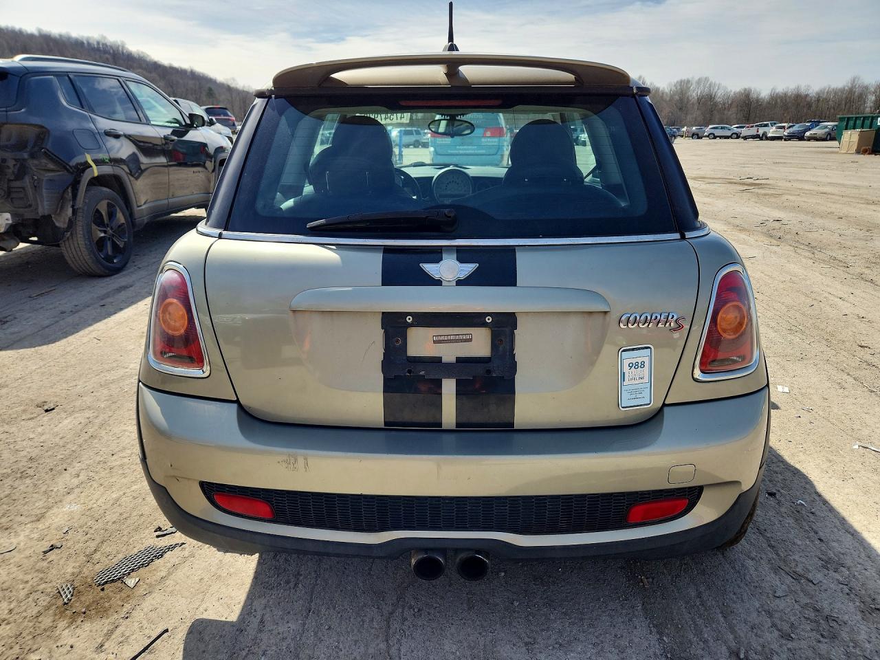 2007 MINI COOPER S photo 11