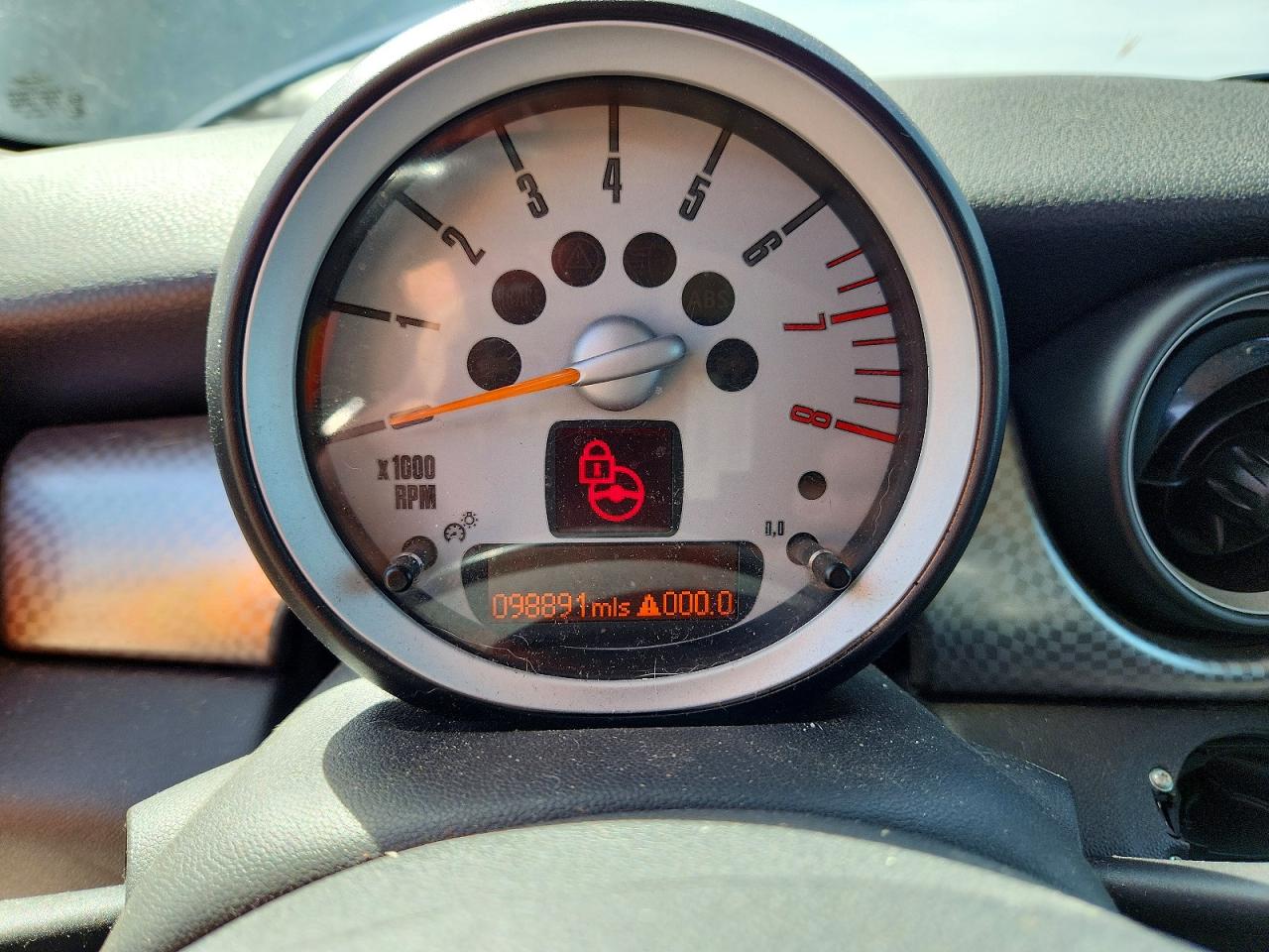 2007 MINI COOPER S photo 17