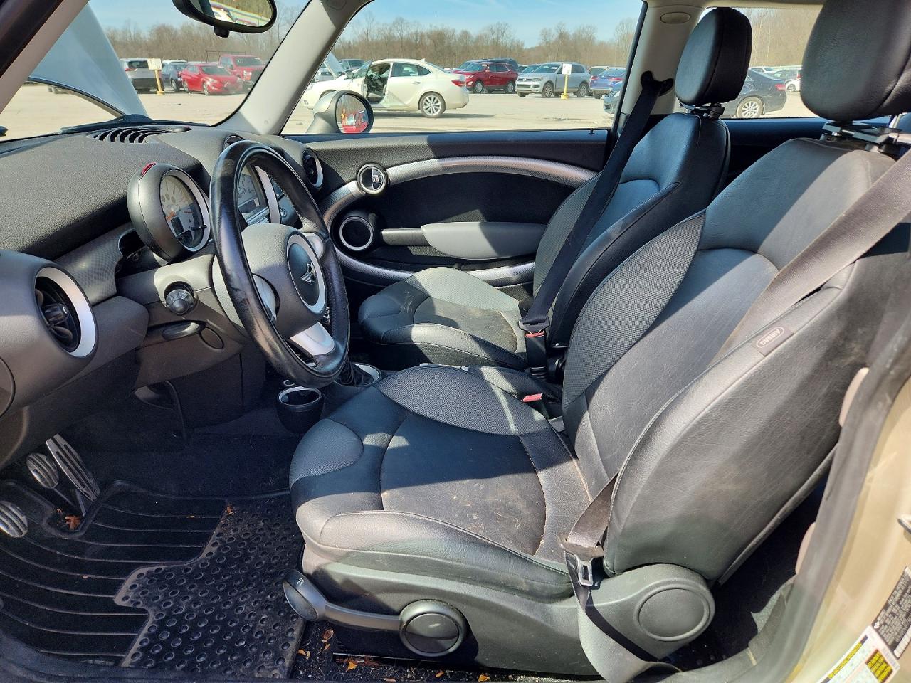 2007 MINI COOPER S photo 13