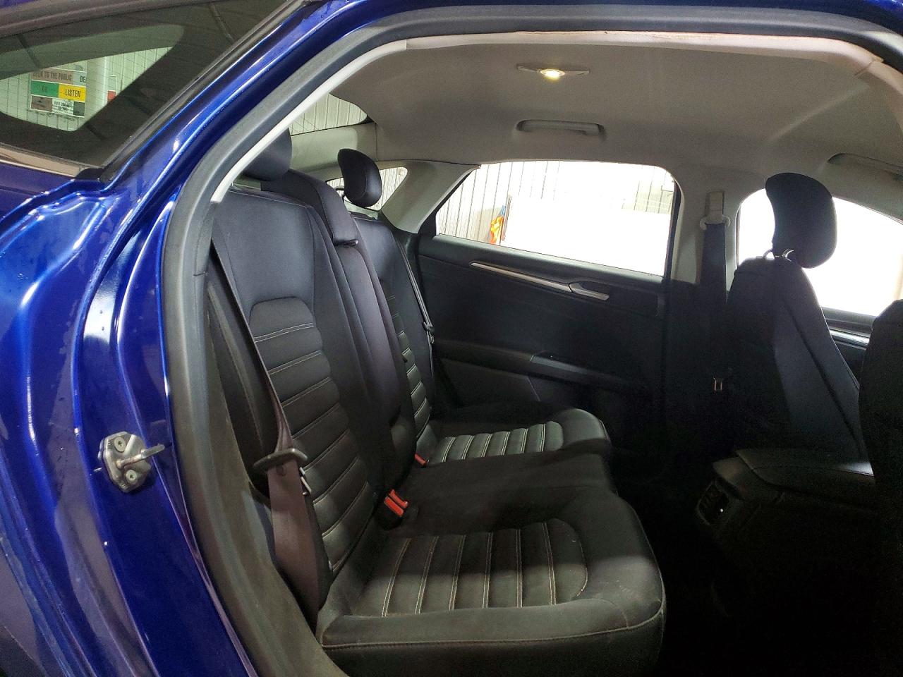 2013 FORD FUSION SE photo 19