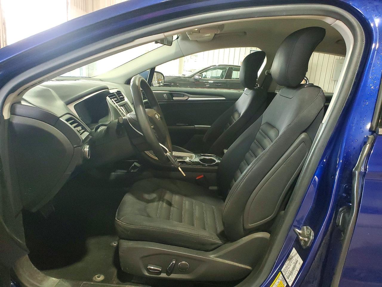 2013 FORD FUSION SE photo 13