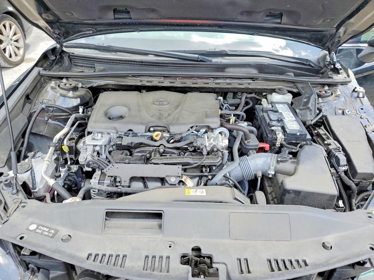 2024 TOYOTA CAMRY LE photo 11
