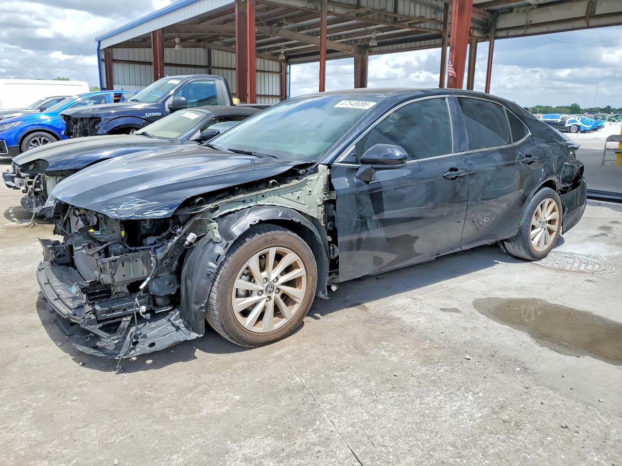 2024 TOYOTA CAMRY