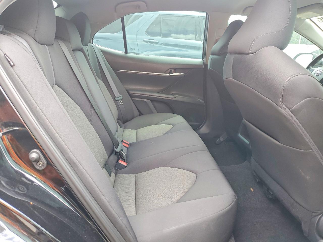 2024 TOYOTA CAMRY LE photo 10