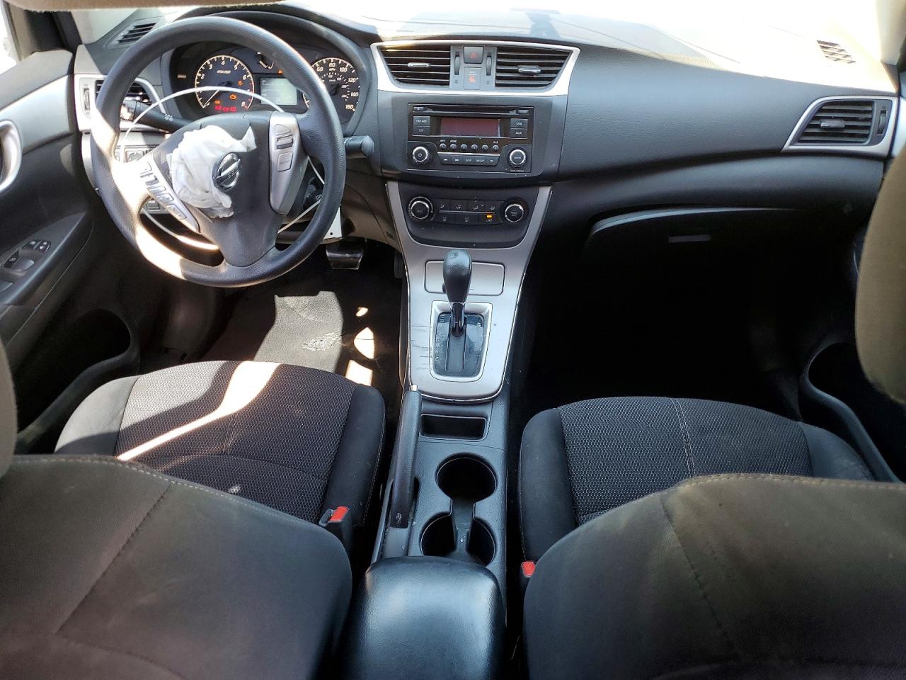 2015 NISSAN SENTRA S photo 8