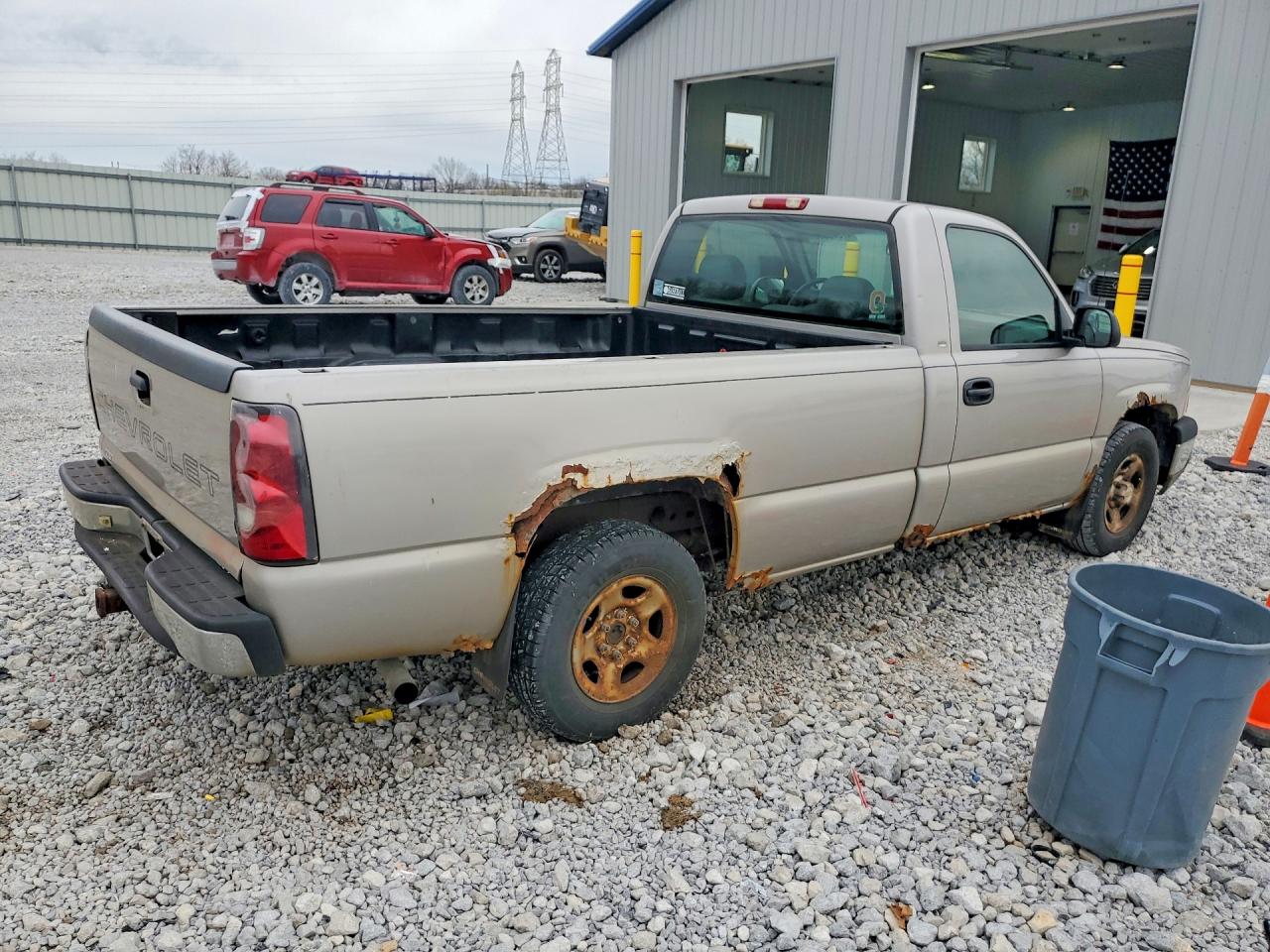 2004 CHEVROLET SILVERADO C1500 photo 5