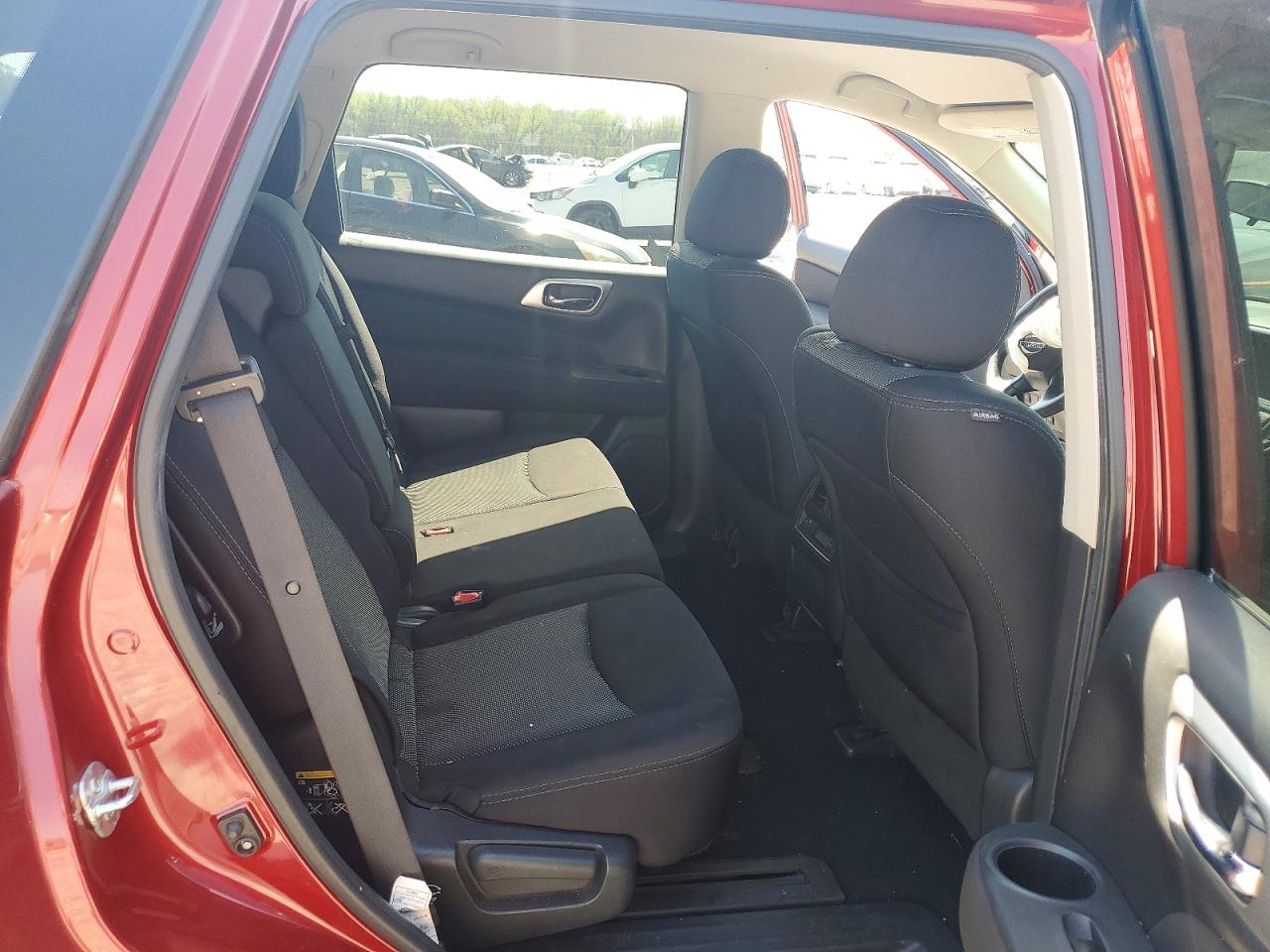 2017 NISSAN PATHFINDER S photo 21