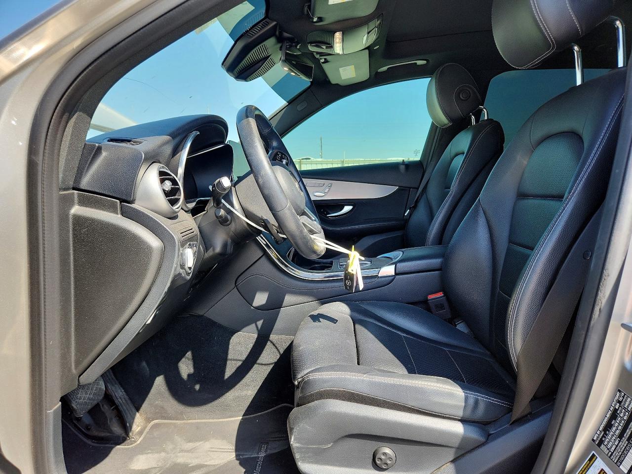 2020 MERCEDES-BENZ GLC 300 photo 13