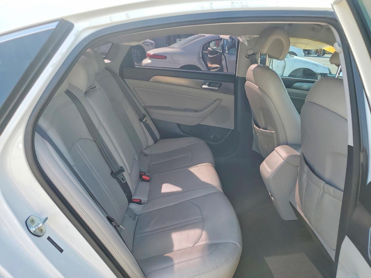 2015 HYUNDAI SONATA SPORT photo 10