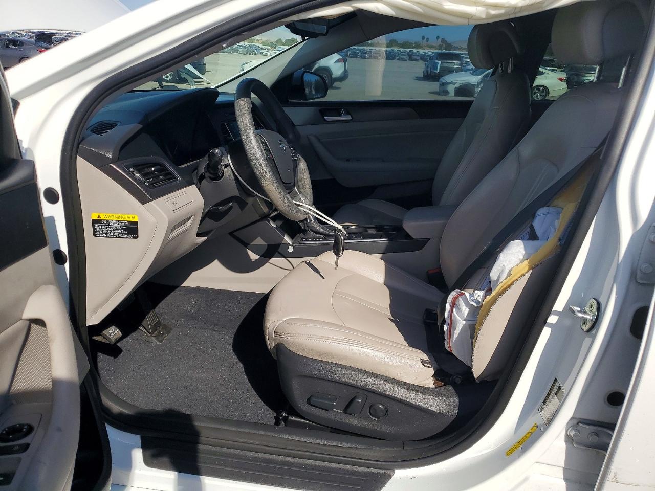 2015 HYUNDAI SONATA SPORT photo 7