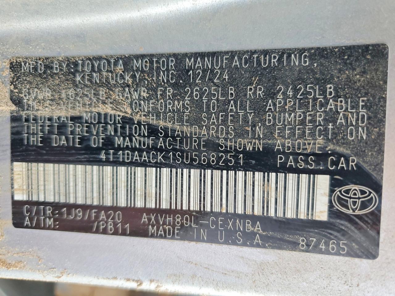 2025 TOYOTA CAMRY LE photo 12