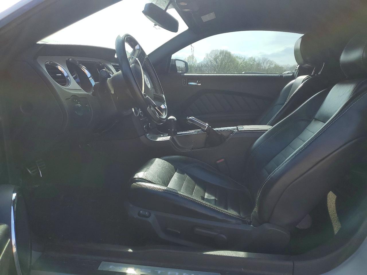 2013 FORD MUSTANG GT photo 13
