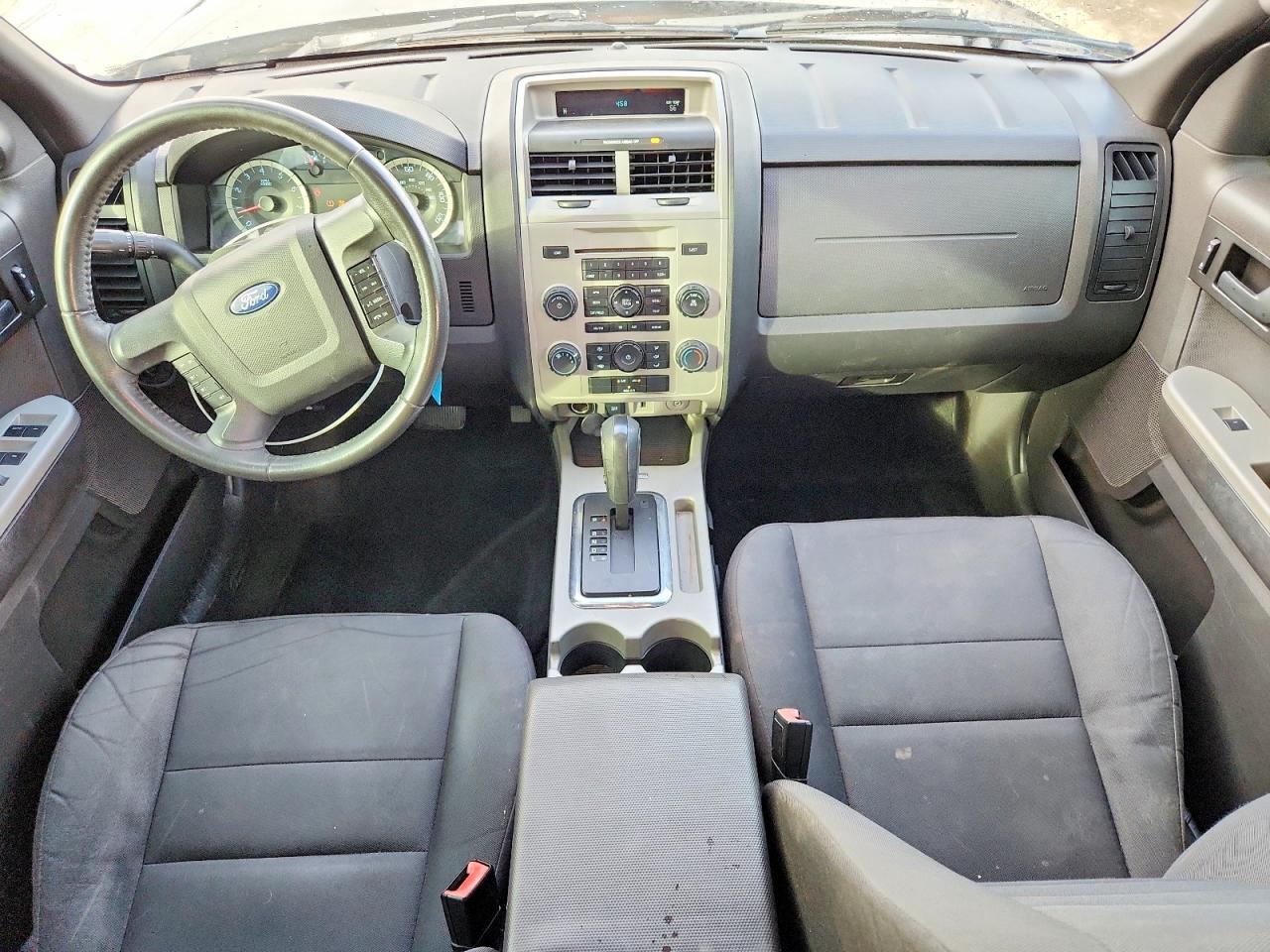 2012 FORD ESCAPE XLT photo 22