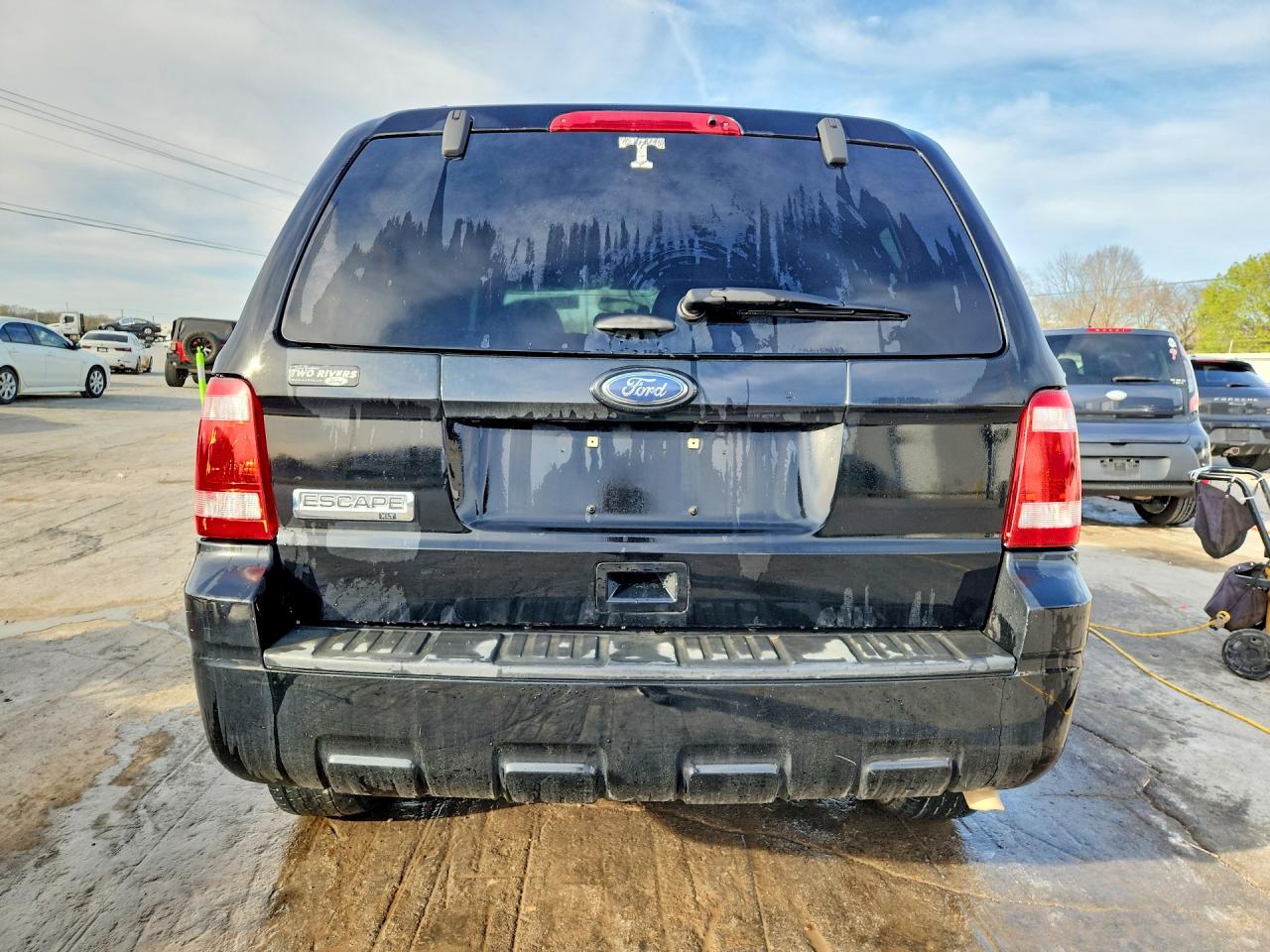 2012 FORD ESCAPE XLT photo 16