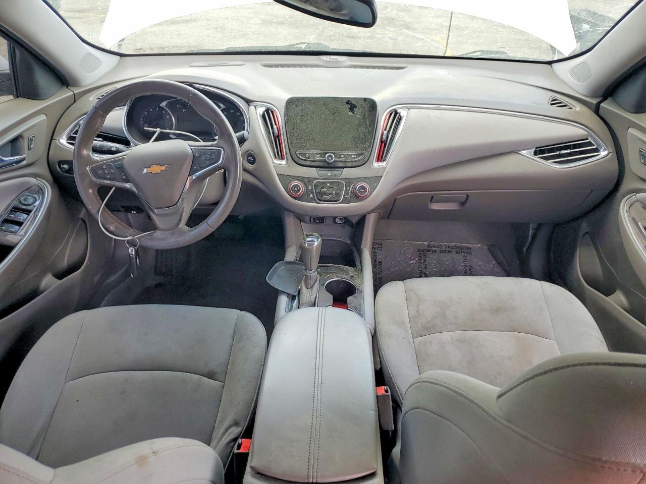 2018 CHEVROLET MALIBU LT photo 8
