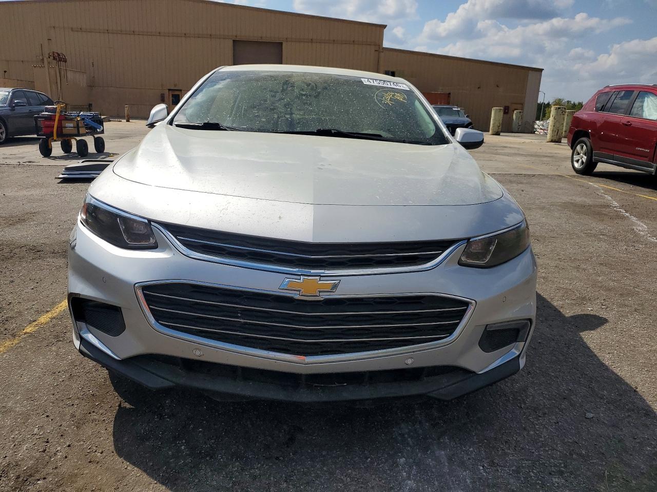 2018 CHEVROLET MALIBU LT photo 5