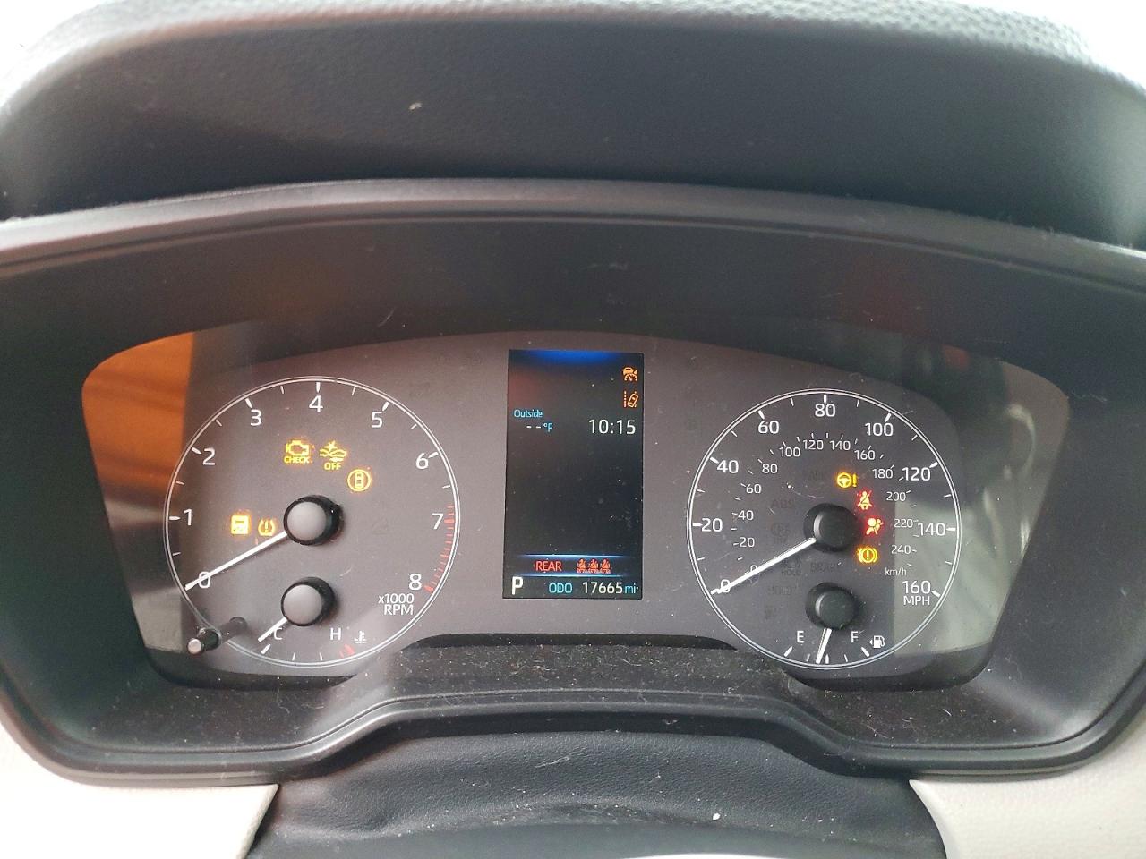 2025 TOYOTA COROLLA CROSS L photo 9