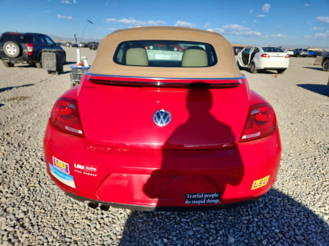 2015 VOLKSWAGEN BEETLE photo 11