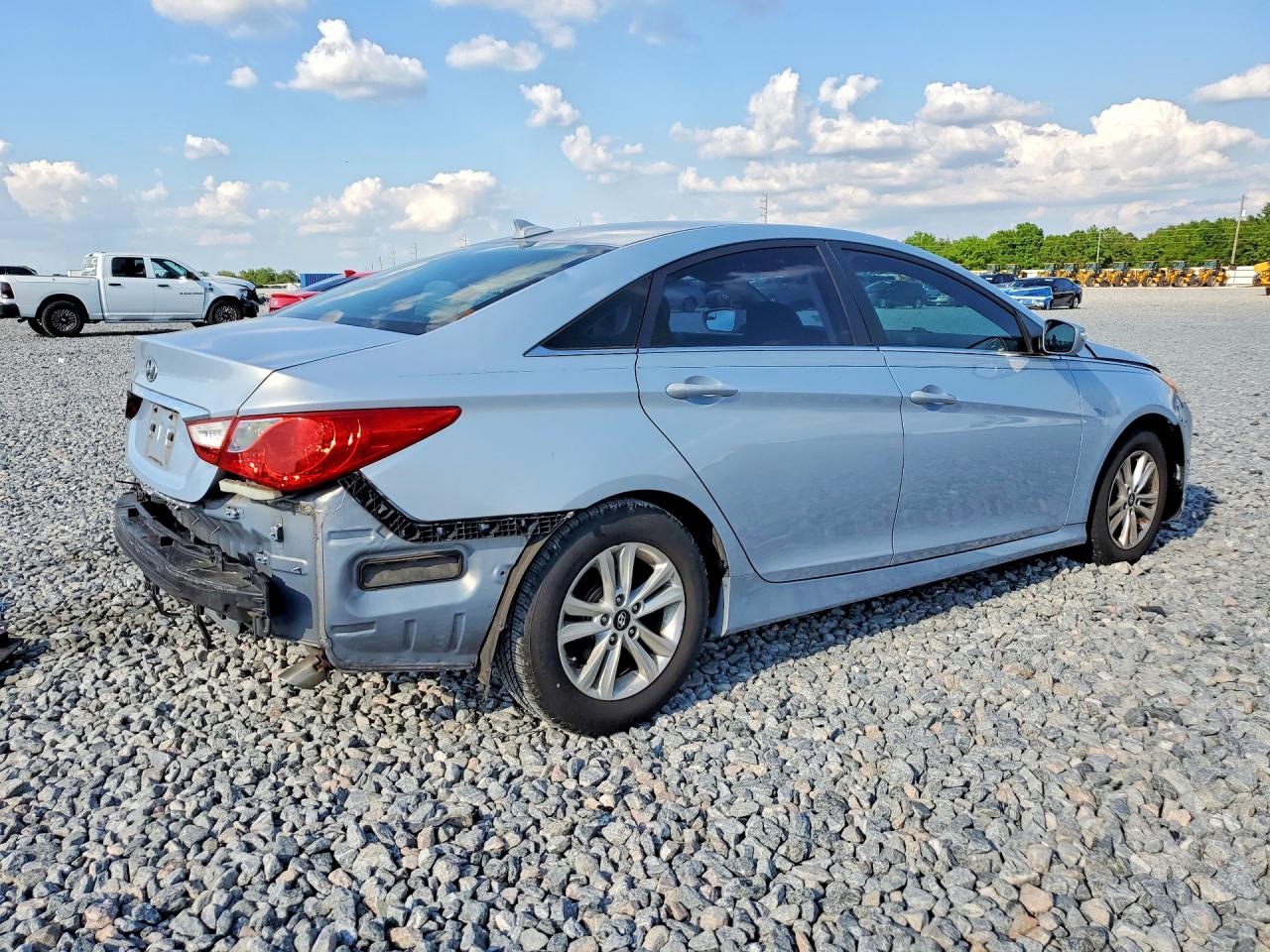 2014 HYUNDAI SONATA GLS photo 3
