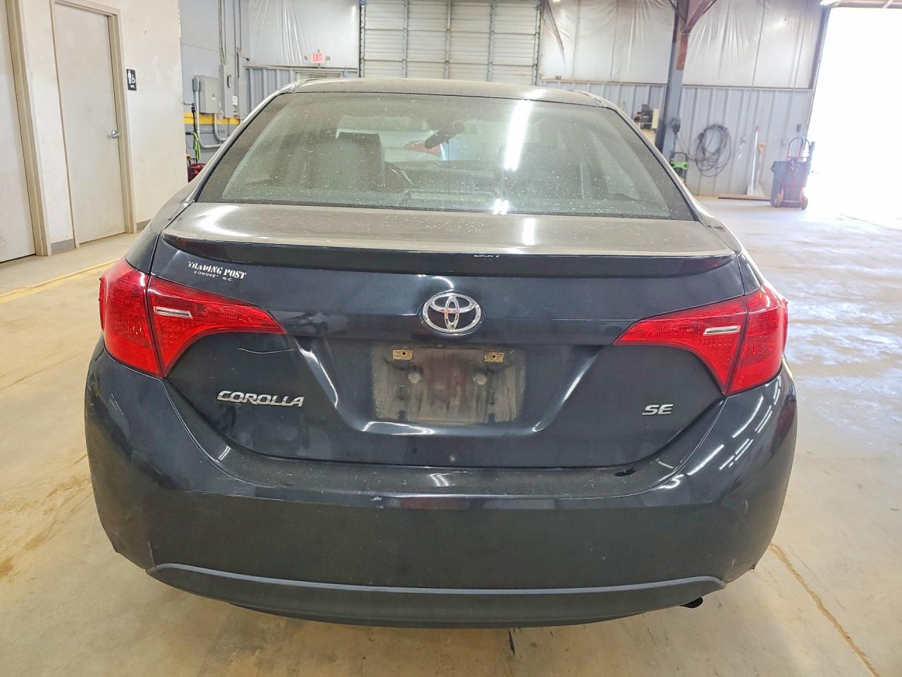 2018 TOYOTA COROLLA SE photo 16