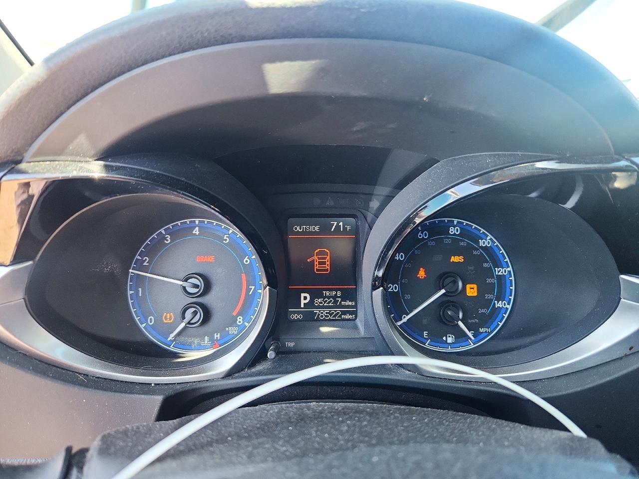 2015 TOYOTA COROLLA S PLUS photo 9