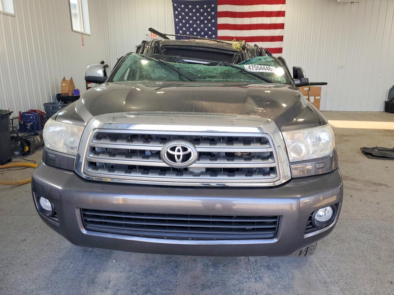 2012 TOYOTA SEQUOIA photo 9