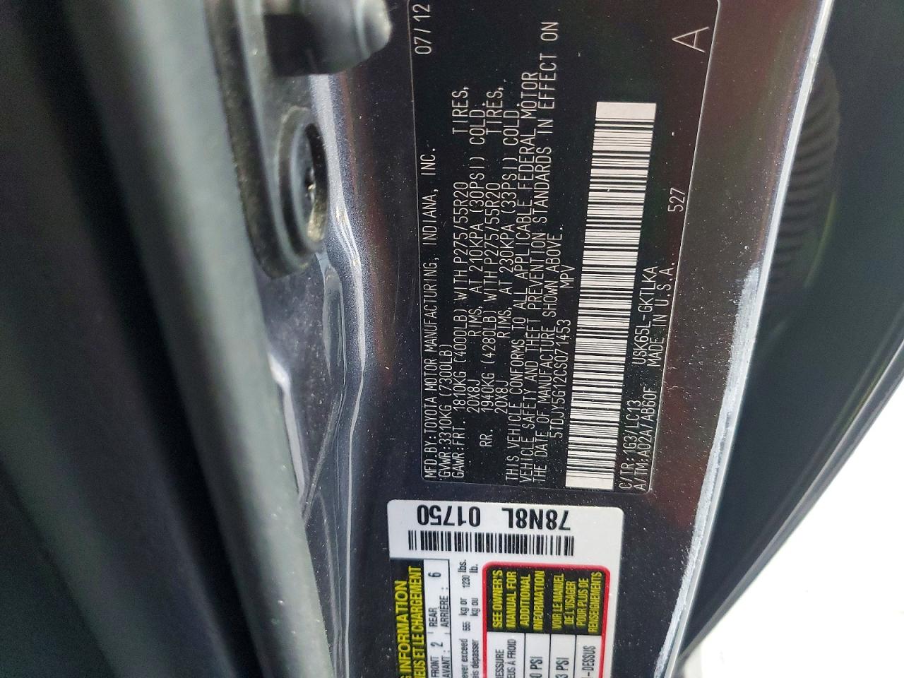 2012 TOYOTA SEQUOIA photo 25