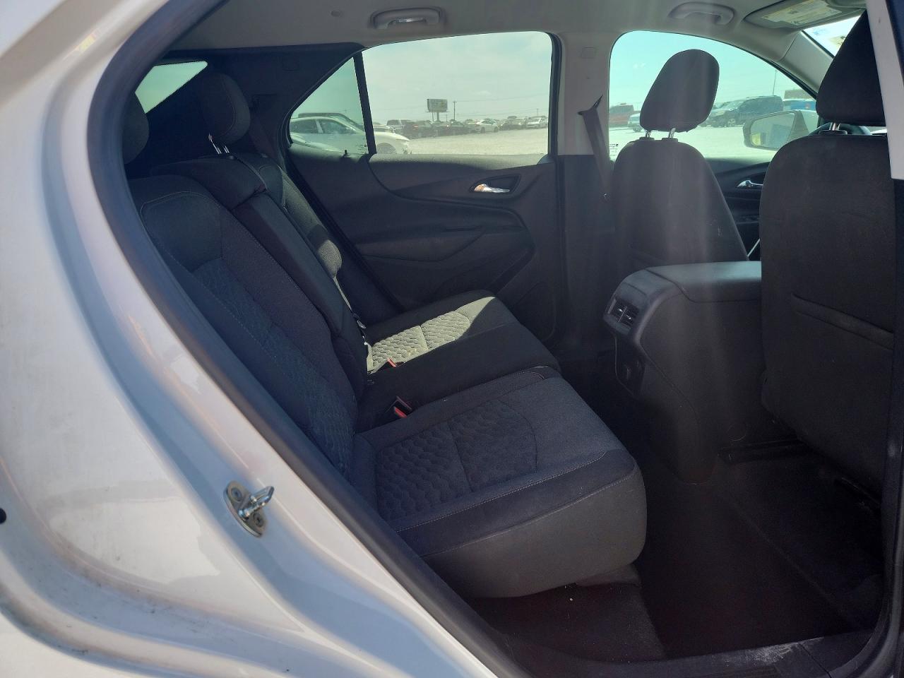 2018 CHEVROLET EQUINOX LT photo 11