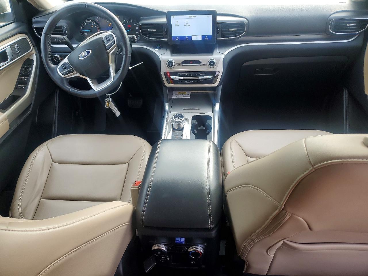 2021 FORD EXPLORER XLT photo 15