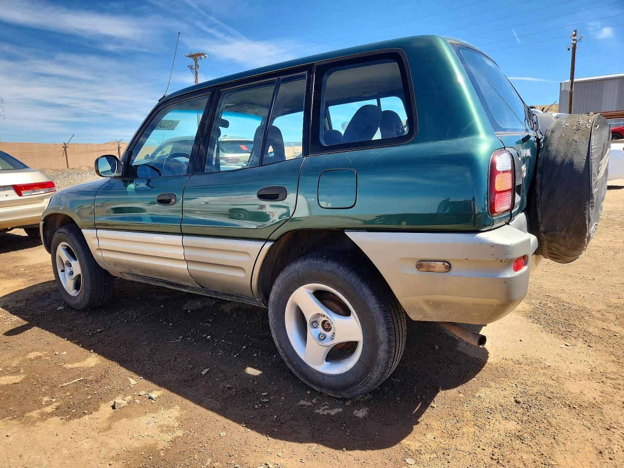 2000 TOYOTA RAV4 BASE photo 2