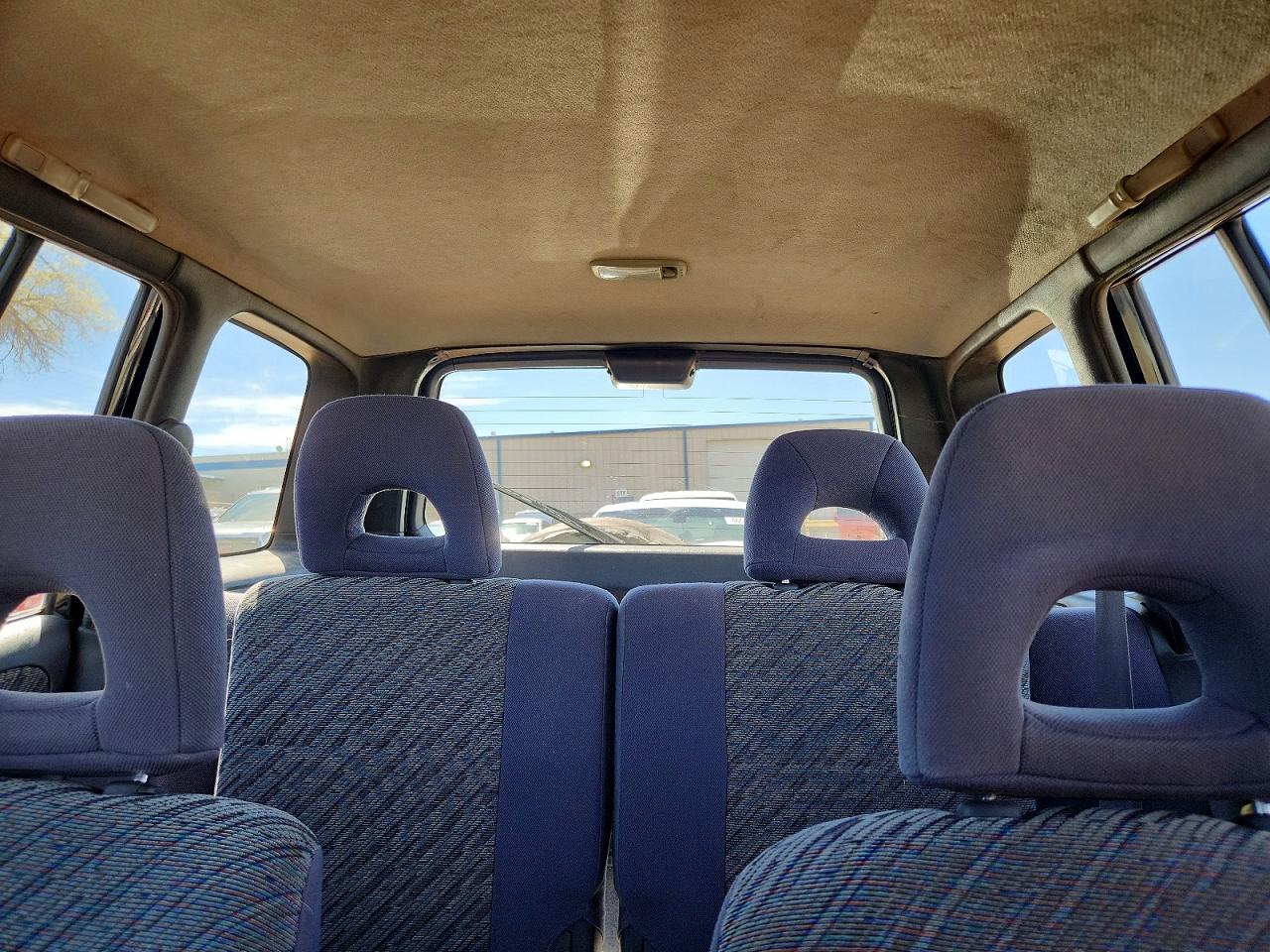 2000 TOYOTA RAV4 BASE photo 10