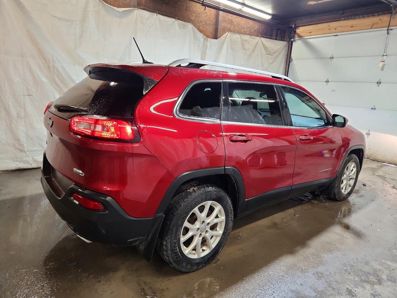 2015 JEEP CHEROKEE LATITUDE photo 5