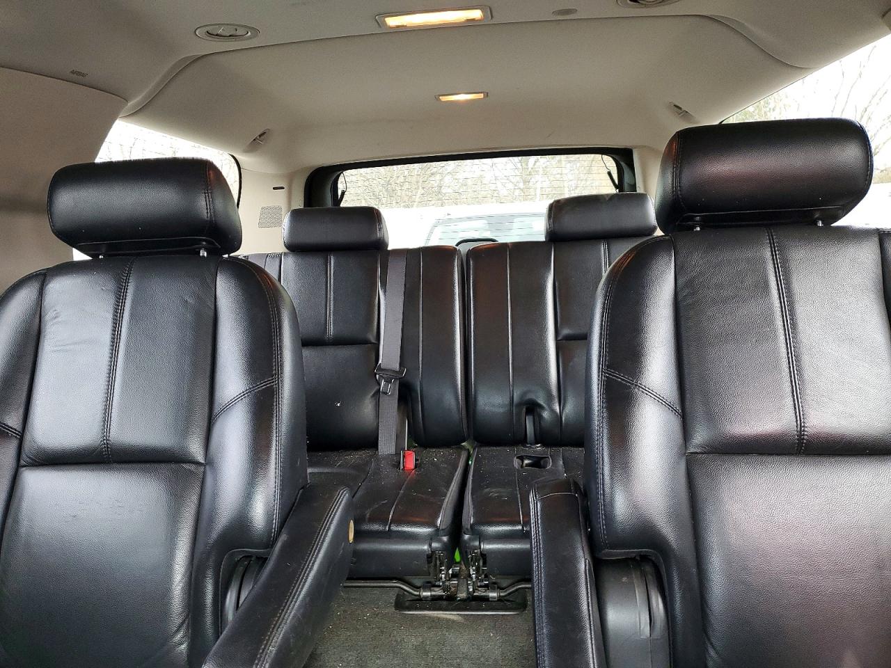 2007 CHEVROLET SUBURBAN K1500 photo 19