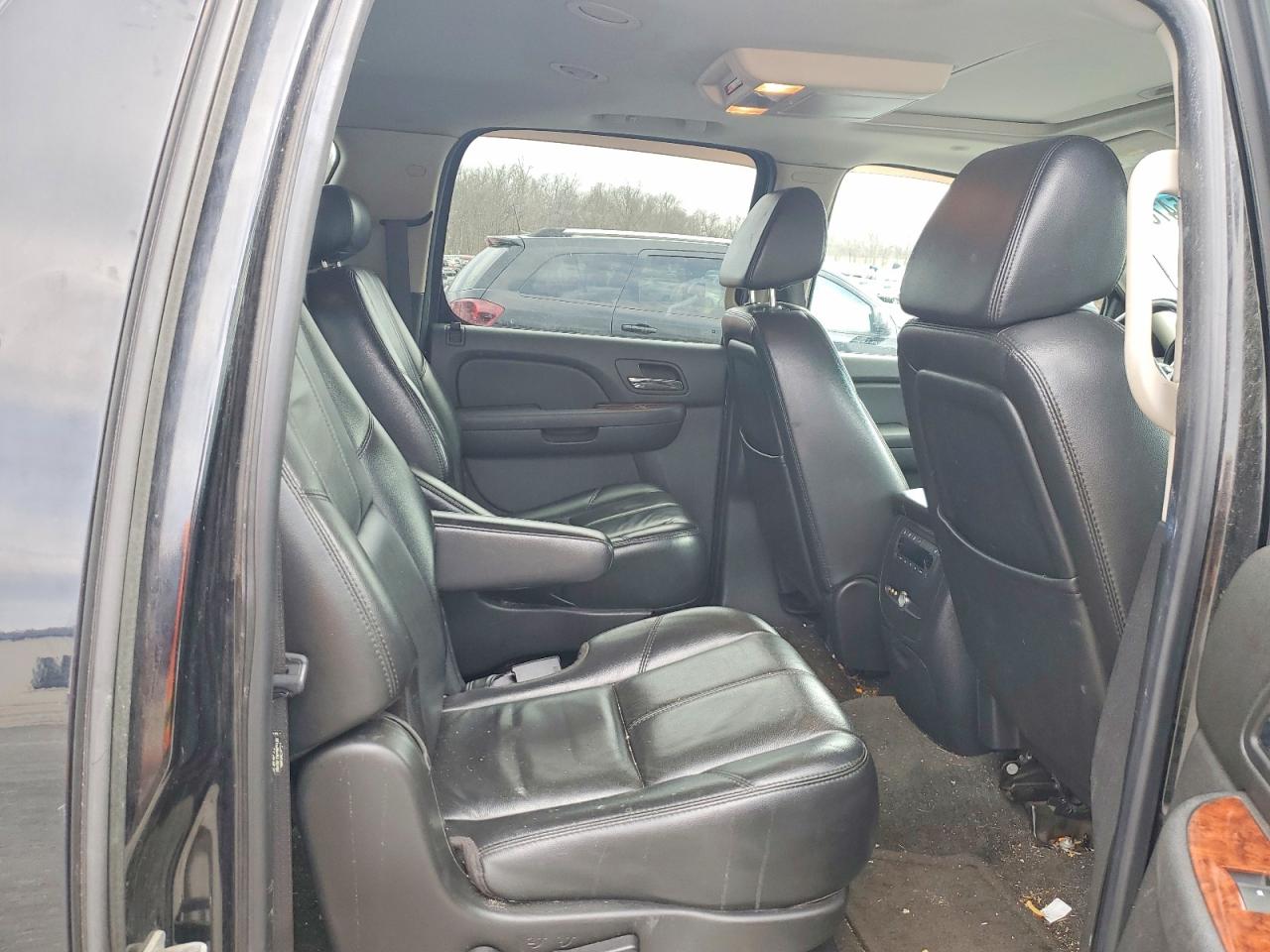 2007 CHEVROLET SUBURBAN K1500 photo 21