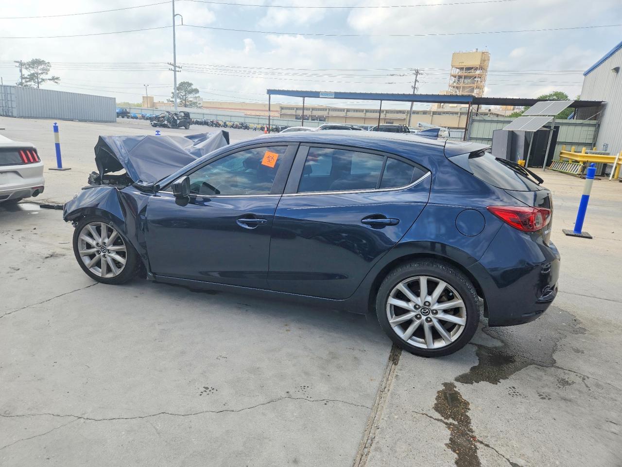 2017 MAZDA 3 GRAND TOURING photo 3