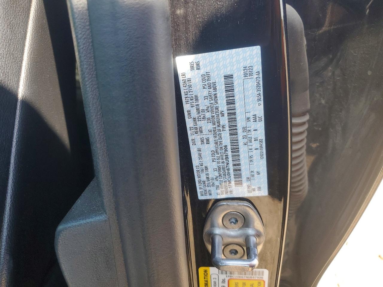 2022 FORD ESCAPE SEL photo 37