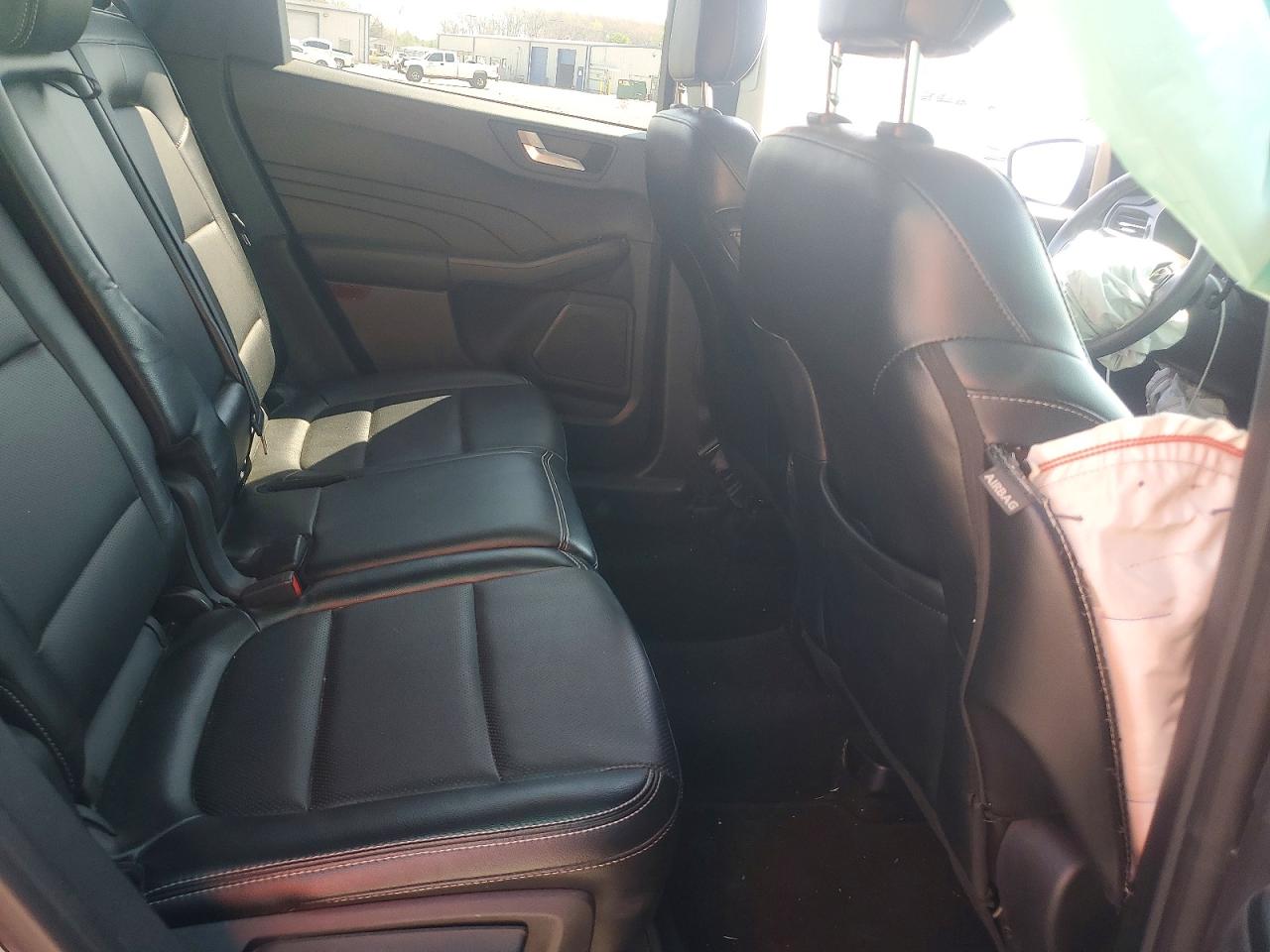 2022 FORD ESCAPE SEL photo 31