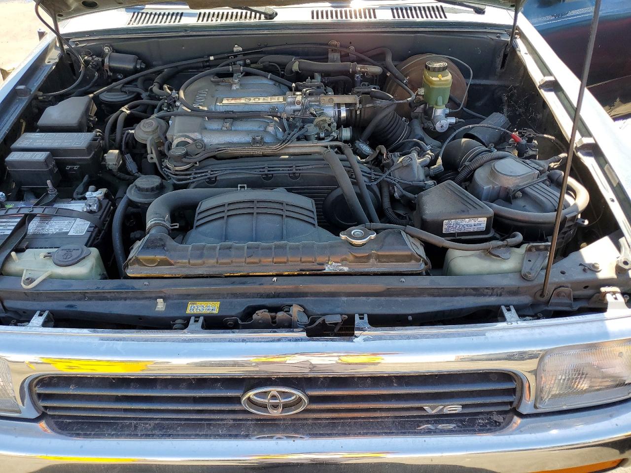 1995 TOYOTA 4RUNNER SR5 V6 photo 31