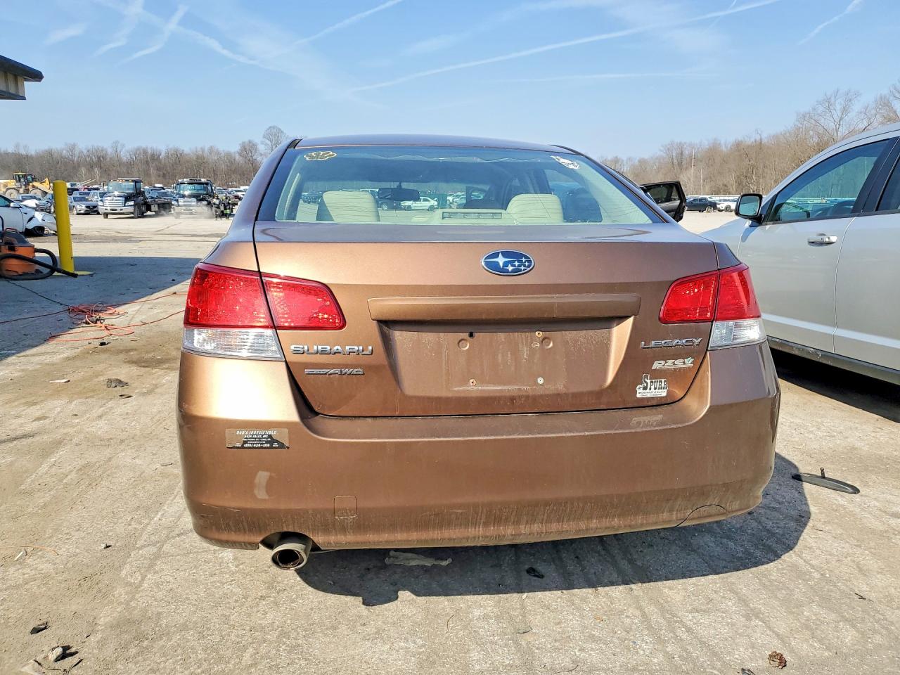 2011 SUBARU LEGACY 2.5I PREMIUM photo 11