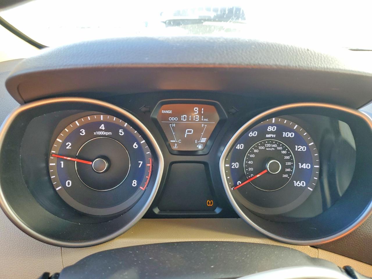 2013 HYUNDAI ELANTRA GLS photo 25